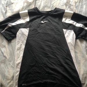 Black nike t-shirt